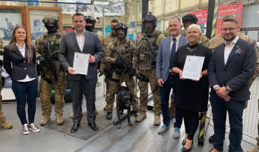 Aluplast zaangażowany w akcję Fundacji Wsparcia Policjantów