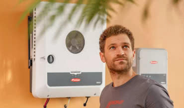 Falownik – co to jest i jak działa? Przewodnik dla właścicieli instalacji PV